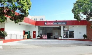 iStorage Facility at 4050 19th Ave in San Francisco iStorage Facility at 4050 19th Ave in San Francisco