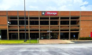 iStorage Facility at 2400 John Hawkins Pkwy in Hoover iStorage Facility at 2400 John Hawkins Pkwy in Hoover