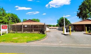 iStorage Facility at 52 N Plains Industrial Rd in Wallingford iStorage Facility at 52 N Plains Industrial Rd in Wallingford