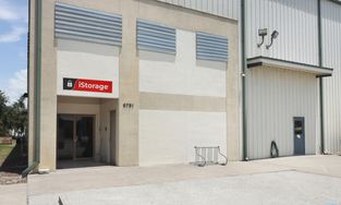 Portable Self Storage Units at 28th Street Circle East in Sarasota, FL 34243 Portable Self Storage Units at 28th Street Circle East in Sarasota, FL 34243