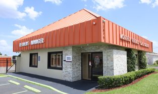 iStorage Facility at 2875 Forsyth Rd in Winter Park, FL 32792 iStorage Facility at 2875 Forsyth Rd in Winter Park, FL 32792