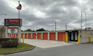 iStorage Facility at 932 Dyer Blvd in Kissimmee, FL iStorage Facility at 932 Dyer Blvd in Kissimmee, FL
