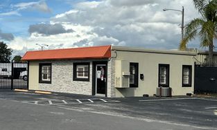 Self Storage Units in Davenport, FL, at 100 Lake Davenport Blvd Self Storage Units in Davenport, FL, at 100 Lake Davenport Blvd