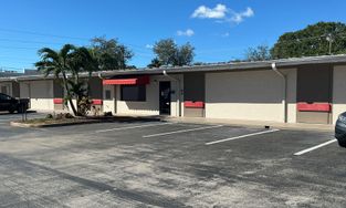 iStorage at 1597 Pine Ridge Rd in Naples iStorage at 1597 Pine Ridge Rd in Naples