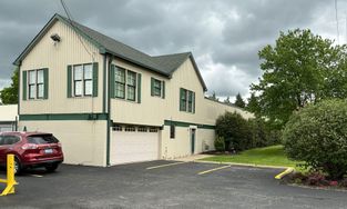 iStorage Facility at 8409 New La Grange Rd in Louisville iStorage Facility at 8409 New La Grange Rd in Louisville