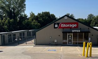 iStorage Facility at 10875 MO-45 in Parkville iStorage Facility at 10875 MO-45 in Parkville