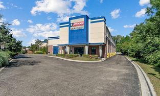 iStorage Facility at 28650 Grand River Ave in Farmington Hills iStorage Facility at 28650 Grand River Ave in Farmington Hills