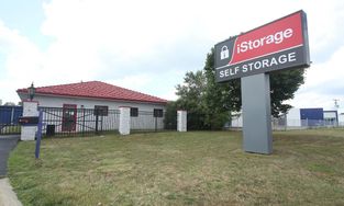 iStorage Facility at 20979 Groesbeck Hwy in Warren iStorage Facility at 20979 Groesbeck Hwy in Warren