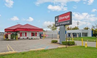 iStorage Facility at 11960 Farmington Rd in Livonia iStorage Facility at 11960 Farmington Rd in Livonia