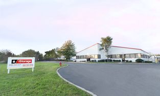 Self Storage Units in Bridgewater, NJ, at 22 Van Veghten Dr Self Storage Units in Bridgewater, NJ, at 22 Van Veghten Dr