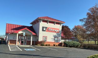 Self Storage Units in Gallatin, TN, at 465 Belvedere Dr N Self Storage Units in Gallatin, TN, at 465 Belvedere Dr N