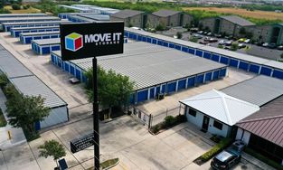 Move It Self Storage Facility at 222 N Jackson Rd in Edinburg Move It Self Storage Facility at 222 N Jackson Rd in Edinburg