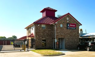 iStorage Facility at 1429 Cypress Creek Pkwy in Houston iStorage Facility at 1429 Cypress Creek Pkwy in Houston