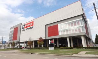 iStorage Facility at 10200 Katy Fwy in Houston iStorage Facility at 10200 Katy Fwy in Houston