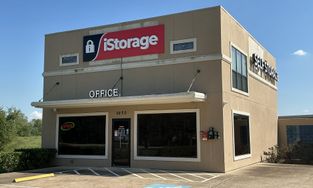 Self Storage Units in Rosenberg, TX, at 5820 Avenue I Self Storage Units in Rosenberg, TX, at 5820 Avenue I