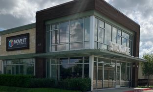 Move It Self Storage Facility at 2655 Central Blvd in Brownsville, TX 78520 Move It Self Storage Facility at 2655 Central Blvd in Brownsville, TX 78520