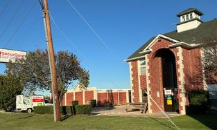 Self Storage Units in Grand Prairie, TX, at 4660 S State Hwy 360 Self Storage Units in Grand Prairie, TX, at 4660 S State Hwy 360