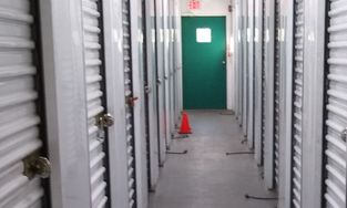 Southern Self Storage Facility at Carretera #2 Km. 19.5 Bo. Candelaria in Toa Baja Southern Self Storage Facility at Carretera #2 Km. 19.5 Bo. Candelaria in Toa Baja Interior Hallway