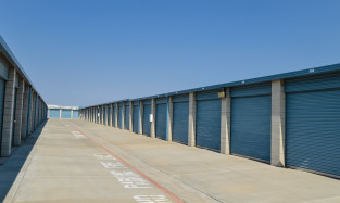 RightSpace Storage Exterior Driveway