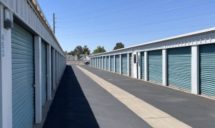 3945 E Broadway Rd Outside Units