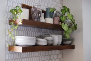 DIY Floating Shelves: An Easy Storage Solution