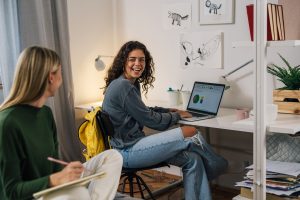 How to Share a Storage Unit With Your Roommate