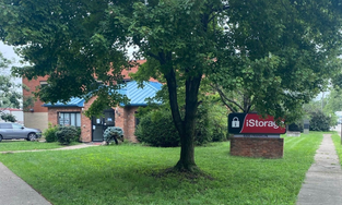 iStorage Facility at 4900 Franklin Ave in Norwood iStorage Facility at 4900 Franklin Ave in Norwood