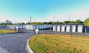 Self Storage Units in Lancaster, PA, at 1391 Vermont Ave Self Storage Units in Lancaster, PA, at 1391 Vermont Ave