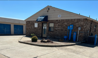 SecurCare Self Storage Facility at 1290 N Mustang Rd in Mustang SecurCare Self Storage Facility at 1290 N Mustang Rd in Mustang