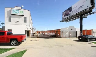 RightSpace Storage | E US Highway 80